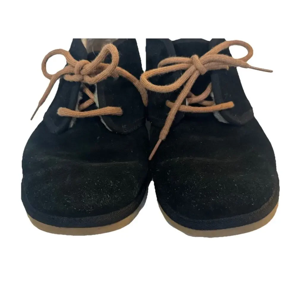 UGG Maksim Chukka Boots Black Suede Lace-Up Sheepskin Casual Comfort Men’s Sz 8